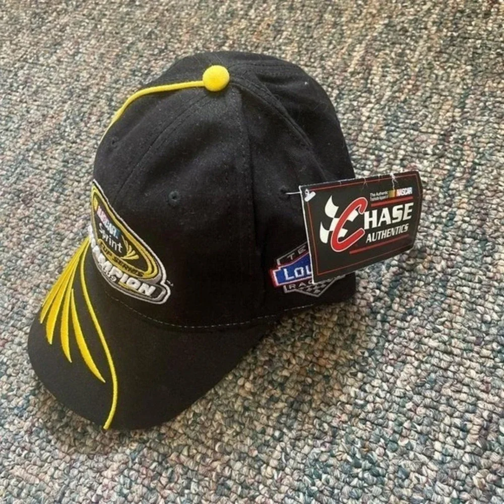 NASCAR Chase Authentics Jimmie Johnson 2009 Sprint Cup Champion Hat Black Yellow